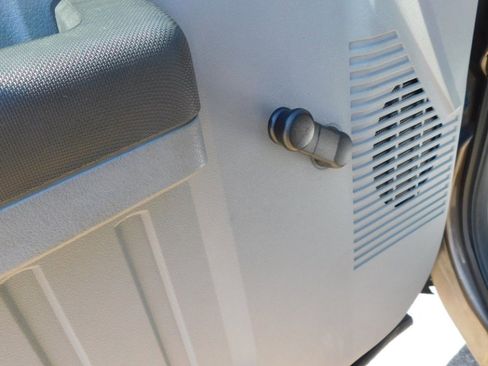 Used 2016 Ford F350 XL image 29