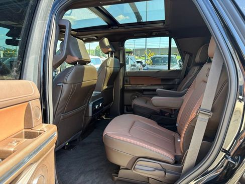 Used 2023 Ford Expedition King Ranch AWD/4WD image 12