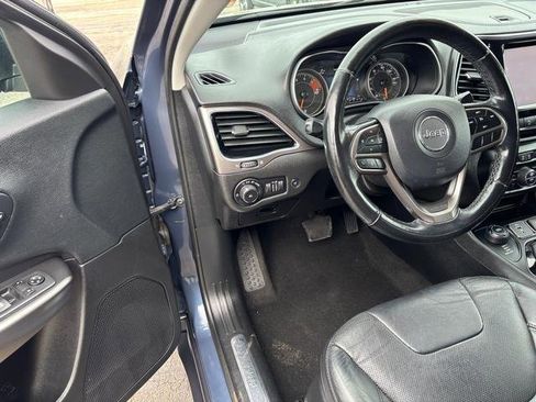 Used 2020 Jeep Cherokee Limited AWD/4WD image 9