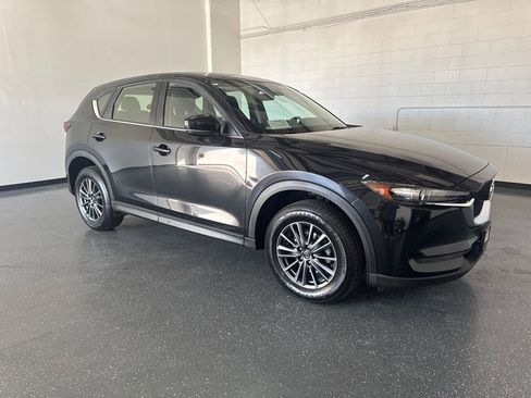 Used 2019 MAZDA CX-5 Sport image 2
