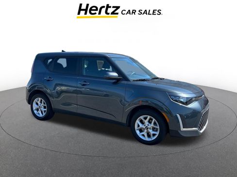Used 2025 Kia Soul LX w/ LX Technology Package image 1