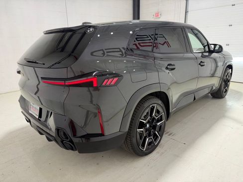 Used 2023 BMW XM AWD/4WD image 8