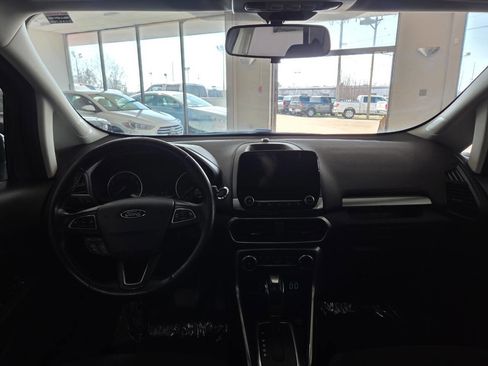 Used 2018 Ford EcoSport SE image 19