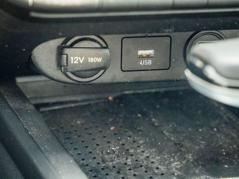 Used 2023 Hyundai Elantra SEL w/ Convenience Package FWD image 30