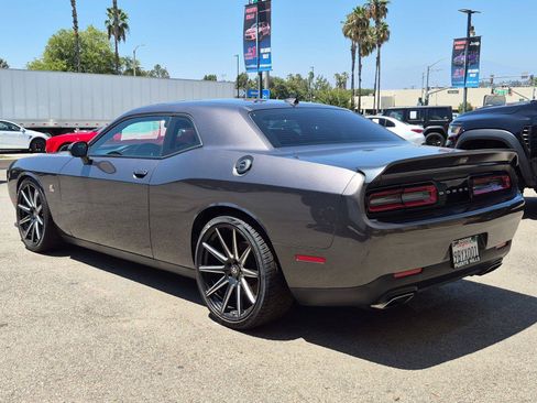 Certified 2022 Dodge Challenger R/T Scat Pack w/ Plus Package RWD image 4