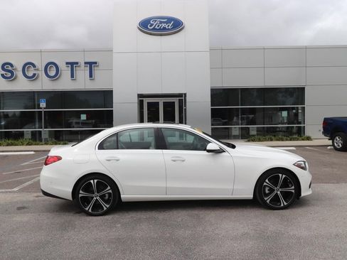 Used 2024 Mercedes-Benz C 300 Sedan image 16