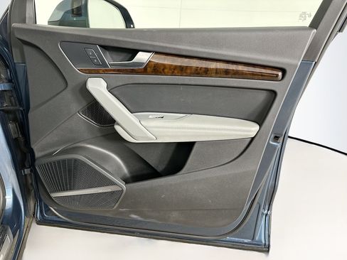 Used 2018 Audi Q5 Prestige image 33