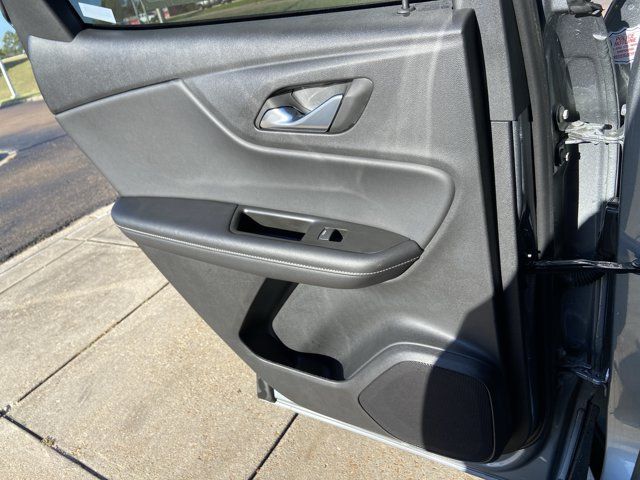 Used 2025 Chevrolet Blazer LT FWD image 52