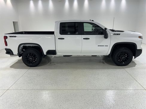 New 2026 Chevrolet Silverado 2500 LT w/ Trail Boss Package image 6