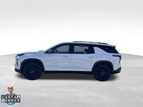 Used 2024 Chevrolet Traverse LT w/ Midnight/Sport Edition AWD/4WD image 4