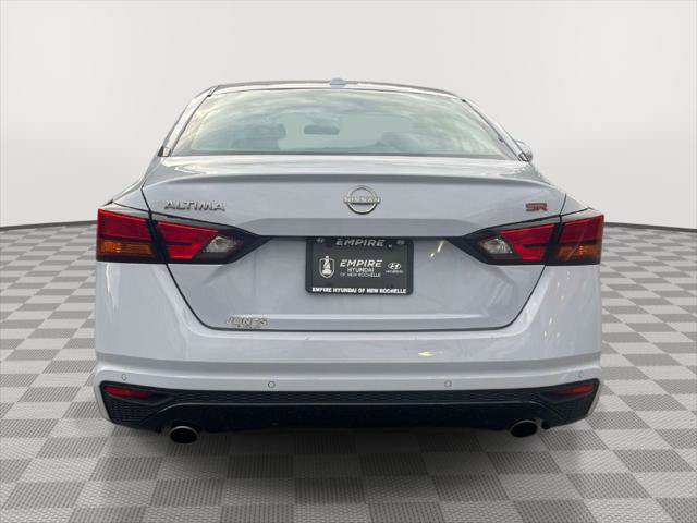 Used 2024 Nissan Altima 2.5 SR FWD image 5