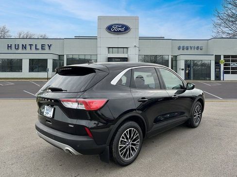 Used 2021 Ford Escape SE w/ Cold Weather Package image 5