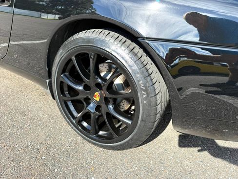 Used 2001 Porsche 911 Carrera image 10