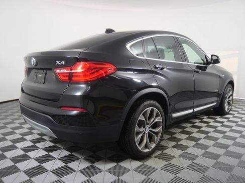 Used 2018 BMW X4 xDrive28i AWD/4WD image 3