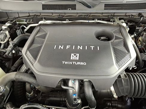 Certified 2025 INFINITI QX80 Sensory image 31