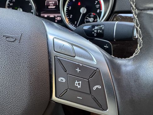 Used 2013 Mercedes-Benz ML 350 4MATIC image 23