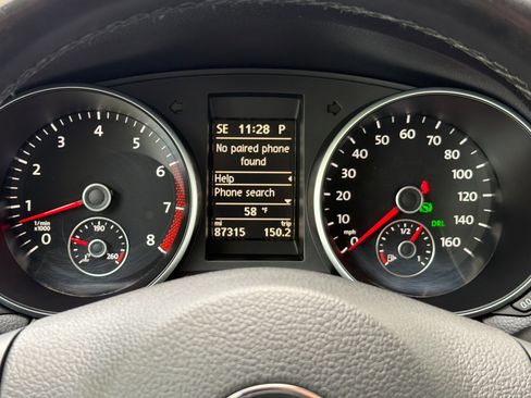 Used 2013 Volkswagen Jetta SE FWD image 22