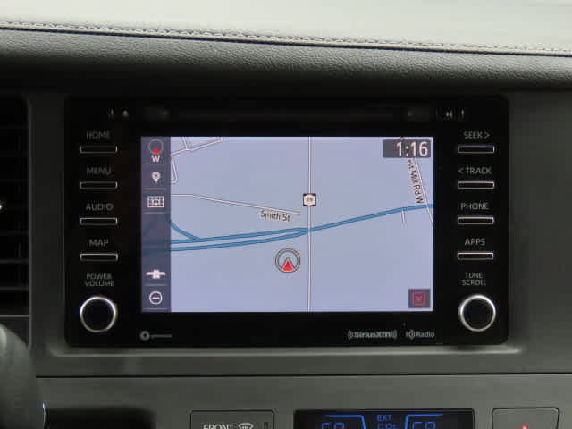 Used 2019 Toyota Sienna XLE Premium FWD image 22