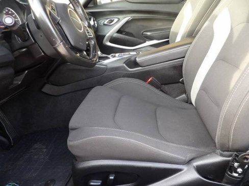 Used 2021 Chevrolet Camaro LT RWD image 28