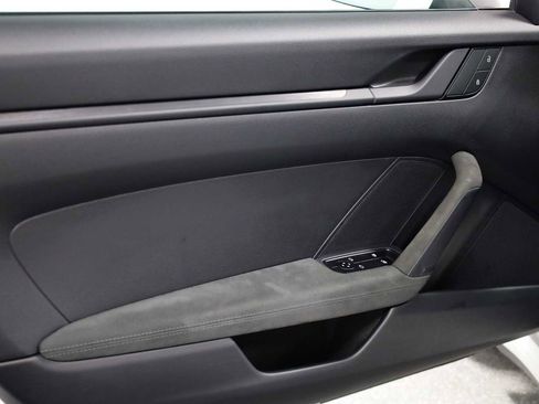 Certified 2022 Porsche 911 Carrera GTS image 16