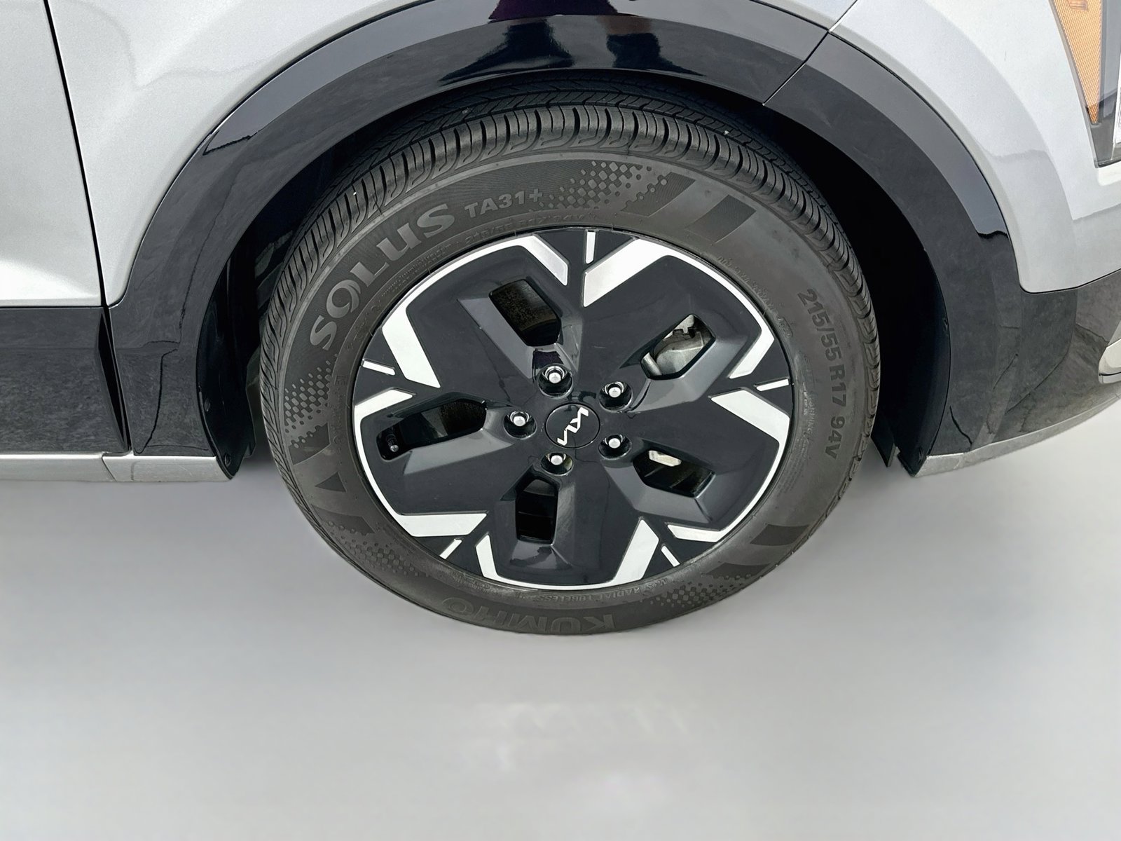 Used 2024 Kia Niro Wind FWD image 34