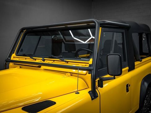 Used 1995 Land Rover Defender 90 image 26