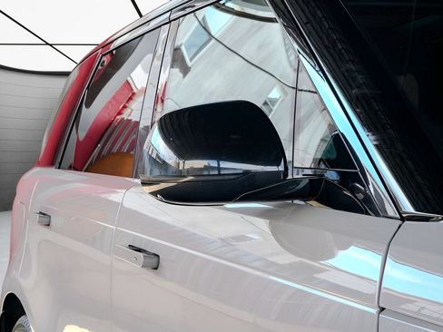 Used 2023 Land Rover Range Rover Sport SE AWD/4WD image 8