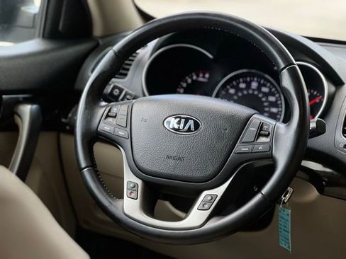 Used 2015 Kia Sorento LX FWD image 32