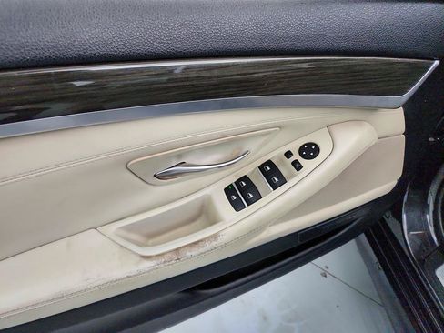 Used 2014 BMW 550i xDrive Sedan AWD/4WD image 23