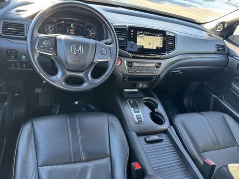 Used 2022 Honda Passport TrailSport image 10