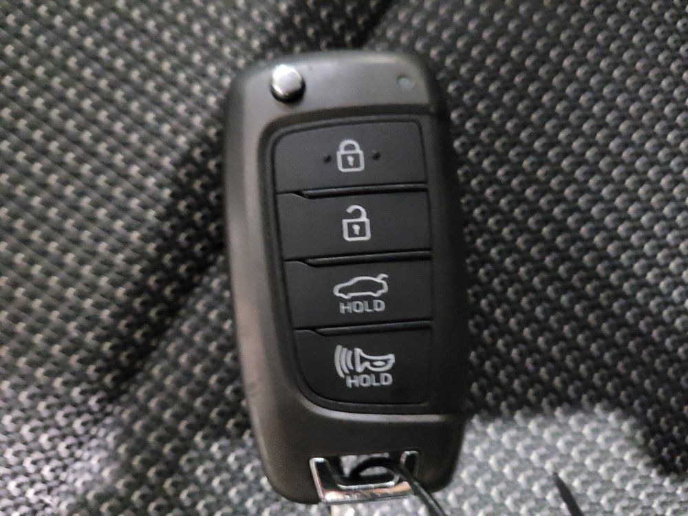 Used 2018 Hyundai Accent SE FWD image 32