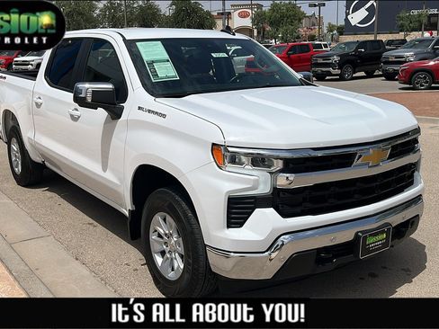 Used 2025 Chevrolet Silverado 1500 LT w/ Safety Package AWD/4WD image 1