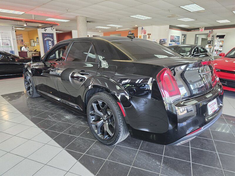 Used 2021 Chrysler 300 S RWD image 5