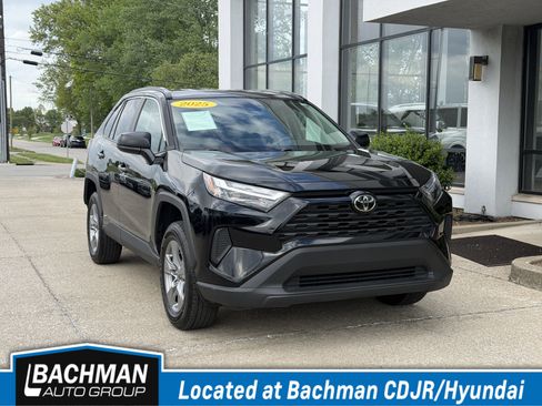Used 2025 Toyota RAV4 LE image 1
