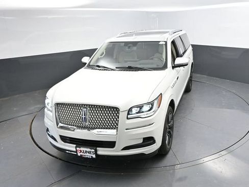 Used 2024 Lincoln Navigator L Reserve w/ Equipment Group 201A AWD/4WD image 44