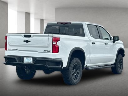 New 2026 Chevrolet Silverado 1500 ZR2 w/ Dark Appearance Package
