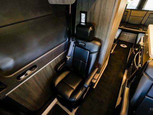 Used 2022 Mercedes-Benz Sprinter 3500 image 88