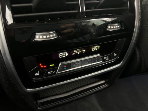 Used 2020 BMW X7 xDrive40i w/ Premium Package image 20