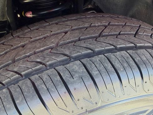 Used 2015 Toyota Tacoma 2WD Access Cab image 33