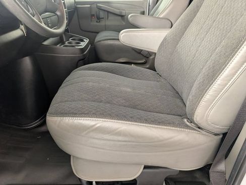 Used 2024 GMC Savana 2500 w/ Driver Convenience Package RWD image 12