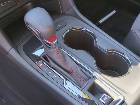 Used 2022 Chevrolet Equinox RS image 20