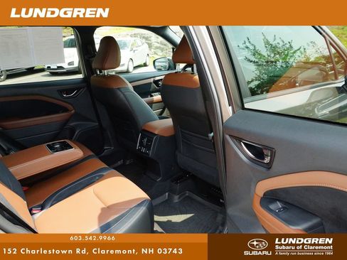 Used 2025 Subaru Forester Touring AWD/4WD image 32