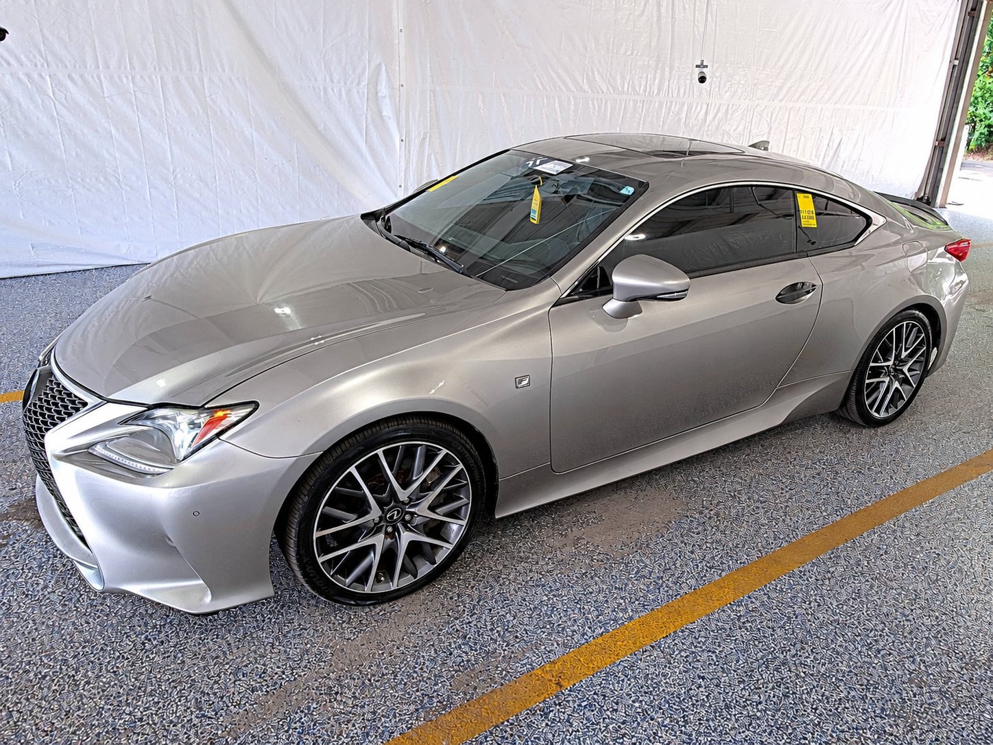 Used 2016 Lexus RC 200t RWD image 1