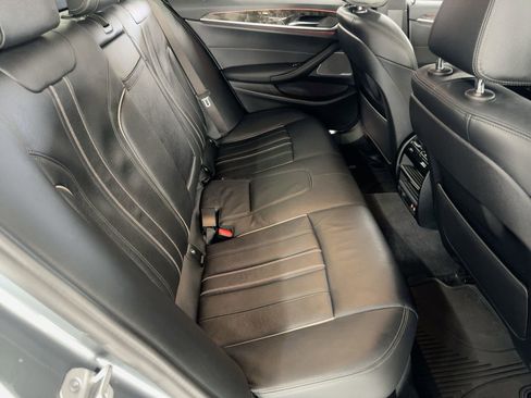 Used 2022 BMW 540i w/ M Sport Package image 29