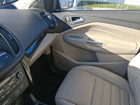 Used 2017 Ford Escape Titanium AWD/4WD image 15