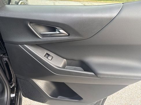 New 2026 Chevrolet Equinox LT w/ Convenience Package II image 24