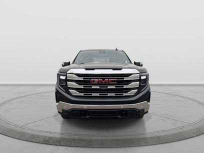 New 2026 GMC Sierra 1500 SLE w/ Preferred Package
