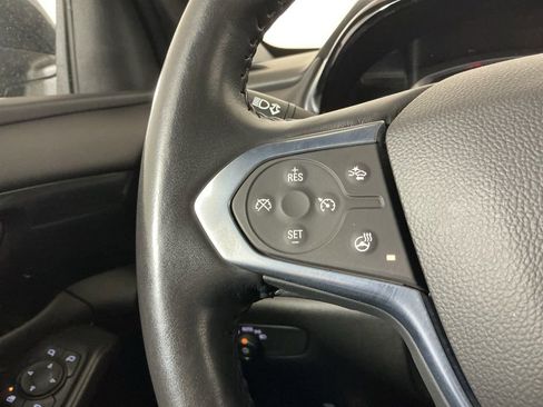 Used 2022 Chevrolet Traverse RS image 16