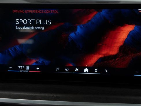 Used 2025 BMW X5 xDrive40i w/ M Sport Package image 30