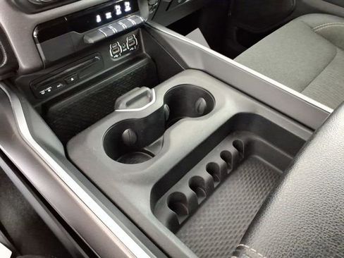 Used 2019 RAM 1500 Big Horn AWD/4WD image 23